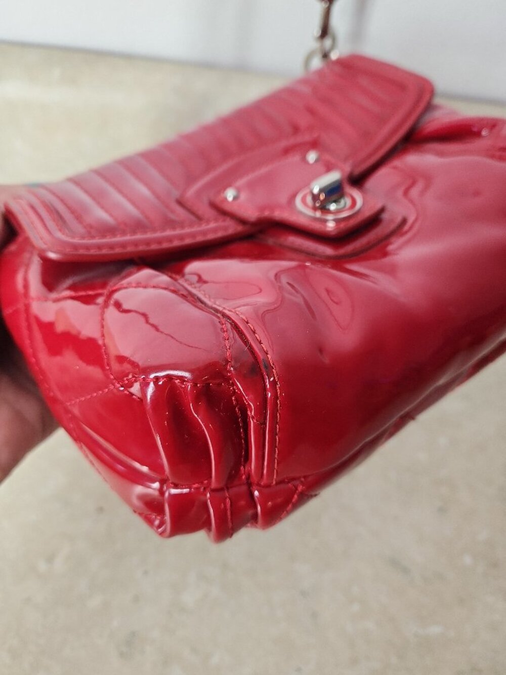 Coach Poppy Liquid Gloss Quilted Patent Leather Mini crossbody purse bag red - Picture 9 of 13